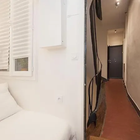 Appartamento Charmant Studio Central Neuf Calme Carrefour Odéon AirCon *
